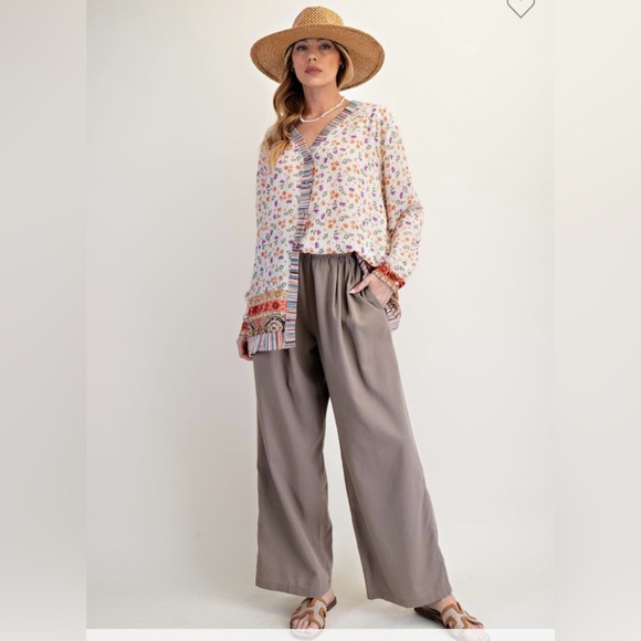 Wide Leg Taupe Pants - Picture 2 of 4